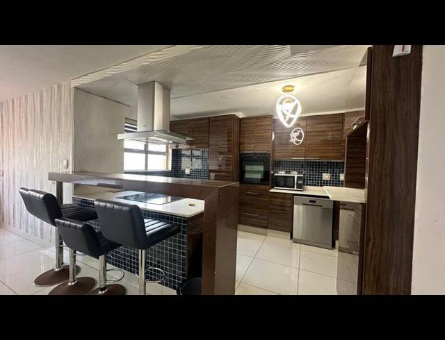 3 BEDROOM APARTMENT FOR SALE IN NORTH BEACH